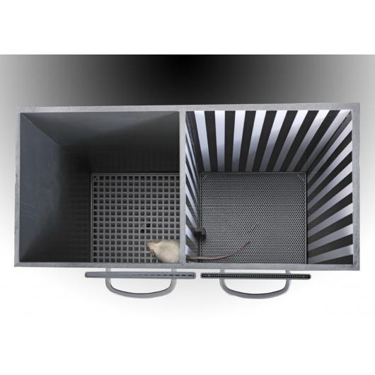 42552
Rat Cage, inside view of the two compartments