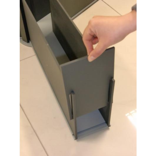 Y-Maze, wall assembly
