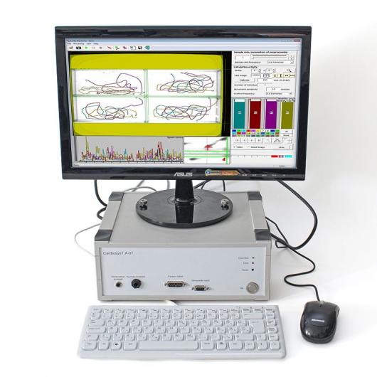 workstation_with_data_processing_software_psychofish_mde.jpg