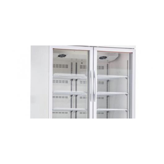 Wide double layer window for easy observation